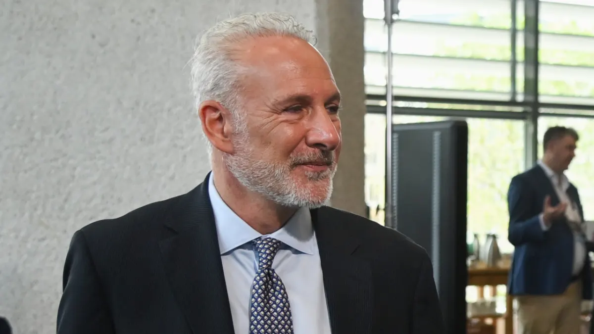 Peter Schiff cảnh báo nguy cơ từ trái phiếu kho bạc Mỹ
