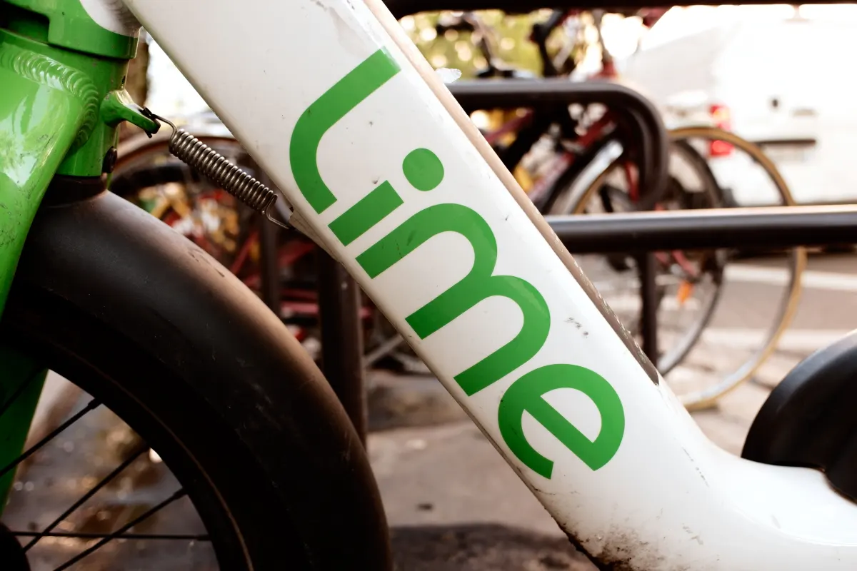 Cổ phiếu Lime (LIME) tăng 10% ngày đầu chào sàn IPO