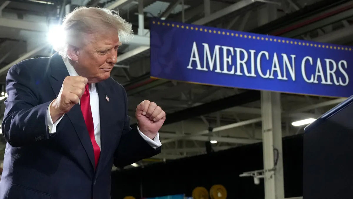Tariffs thành công: Trump khẳng định Mỹ thu hút Toyota