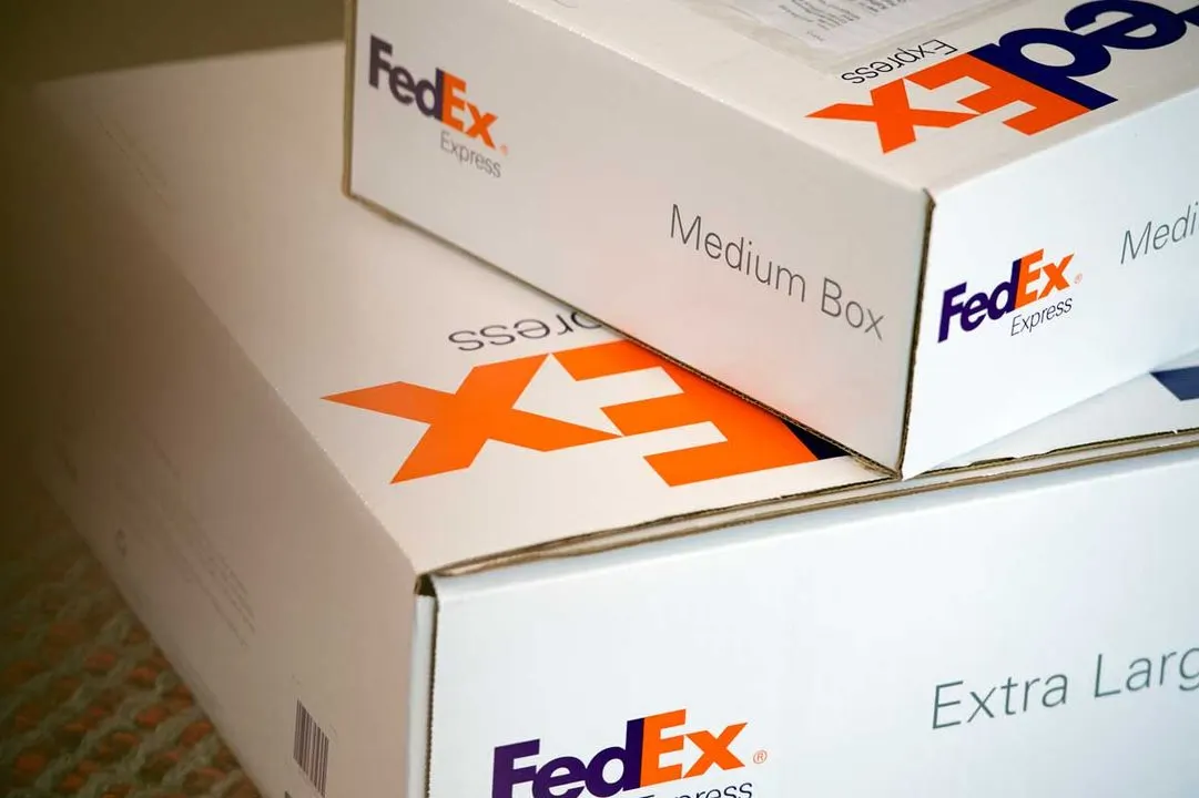 Cổ phiếu FedEx giảm vì nhiễu ngắn hạn: Cơ hội đầu tư?