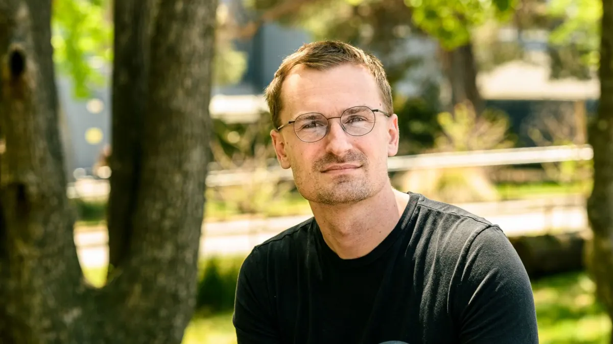 Jesse Pollak rời lãnh đạo Base app, thừa nhận chiến lược on‑chain thất bại