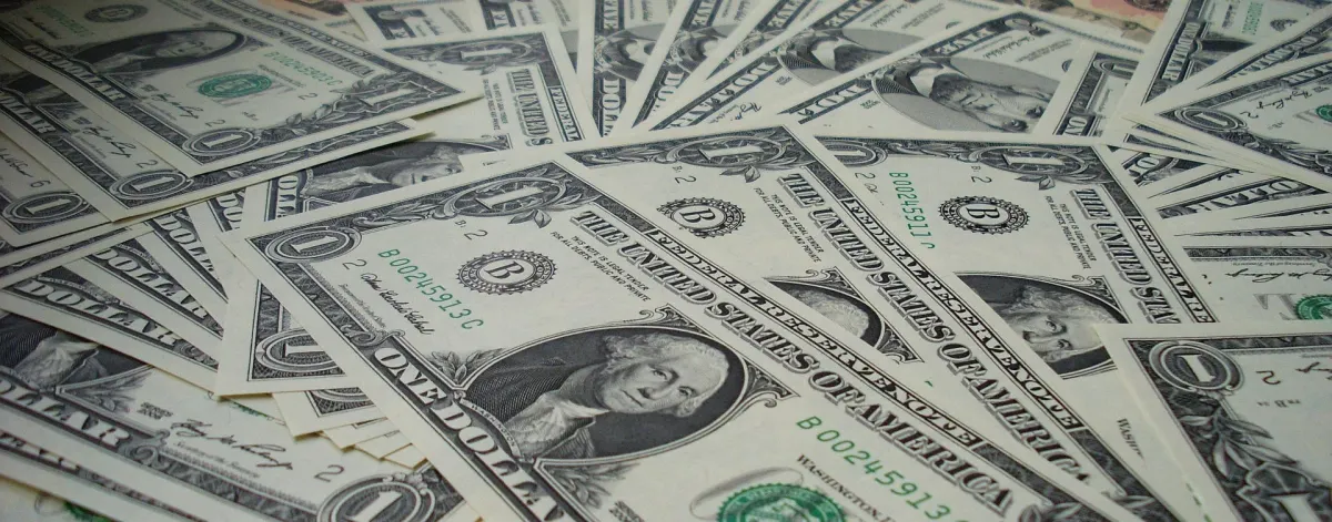 Phố Wall Rung Lắc: S&P 500 Giữ Vững Hay Sụp Đổ?