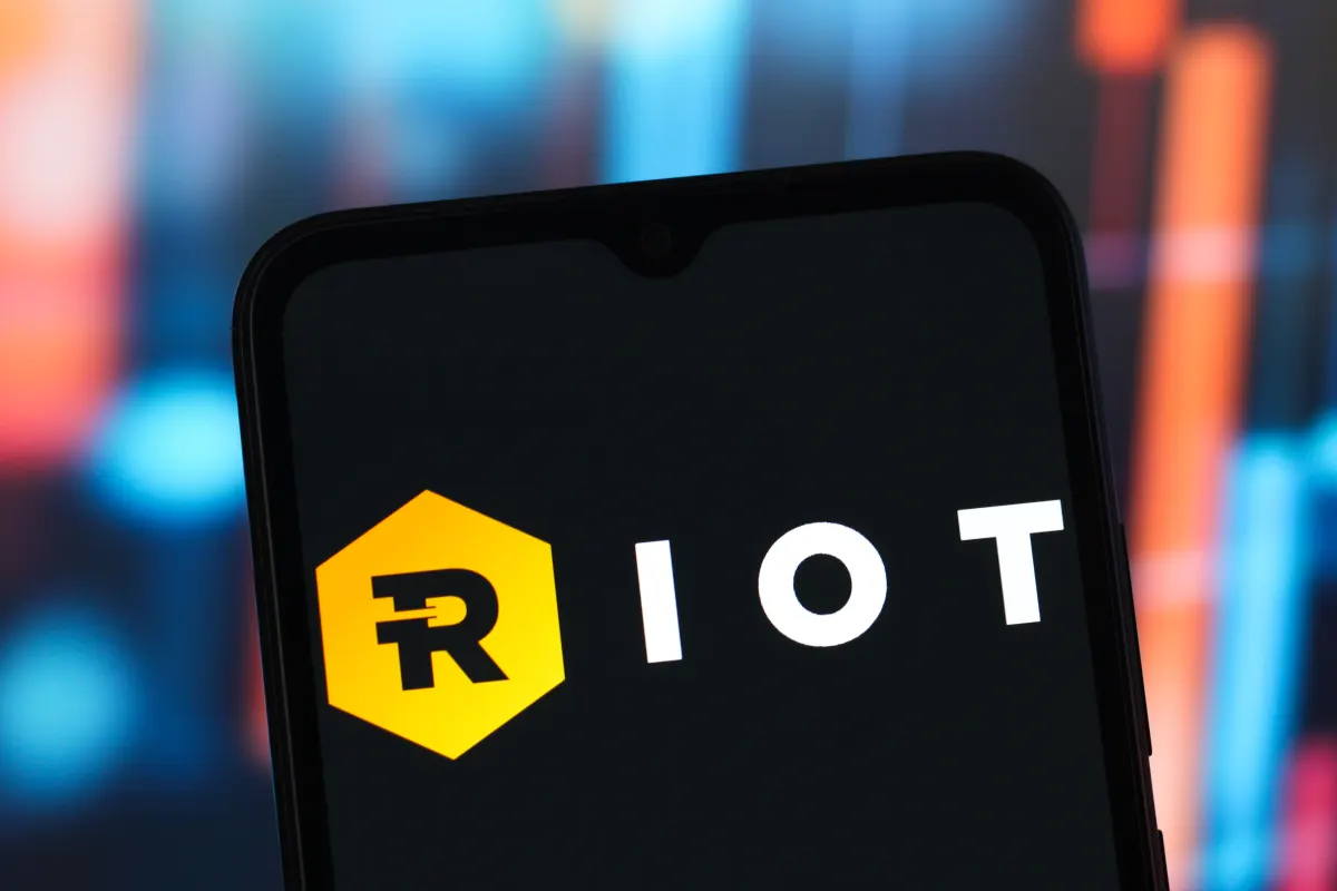 Riot Platforms tăng 9% nhờ hợp đồng trung tâm dữ liệu 9,1 tỷ USD