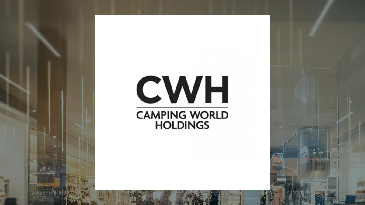 Camping World Q2: Doanh thu giảm, EBITDA 2026 dự báo hạ