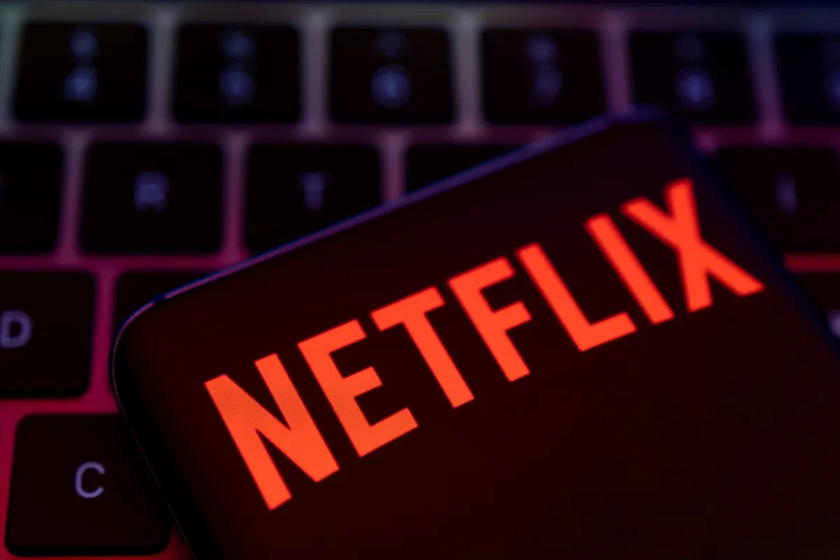 Wall Street: Netflix trượt doanh thu, rủi ro giảm giá
