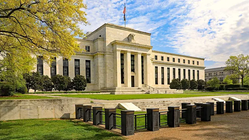 Dữ liệu CPI giảm, Fed tạm dừng tăng lãi suất