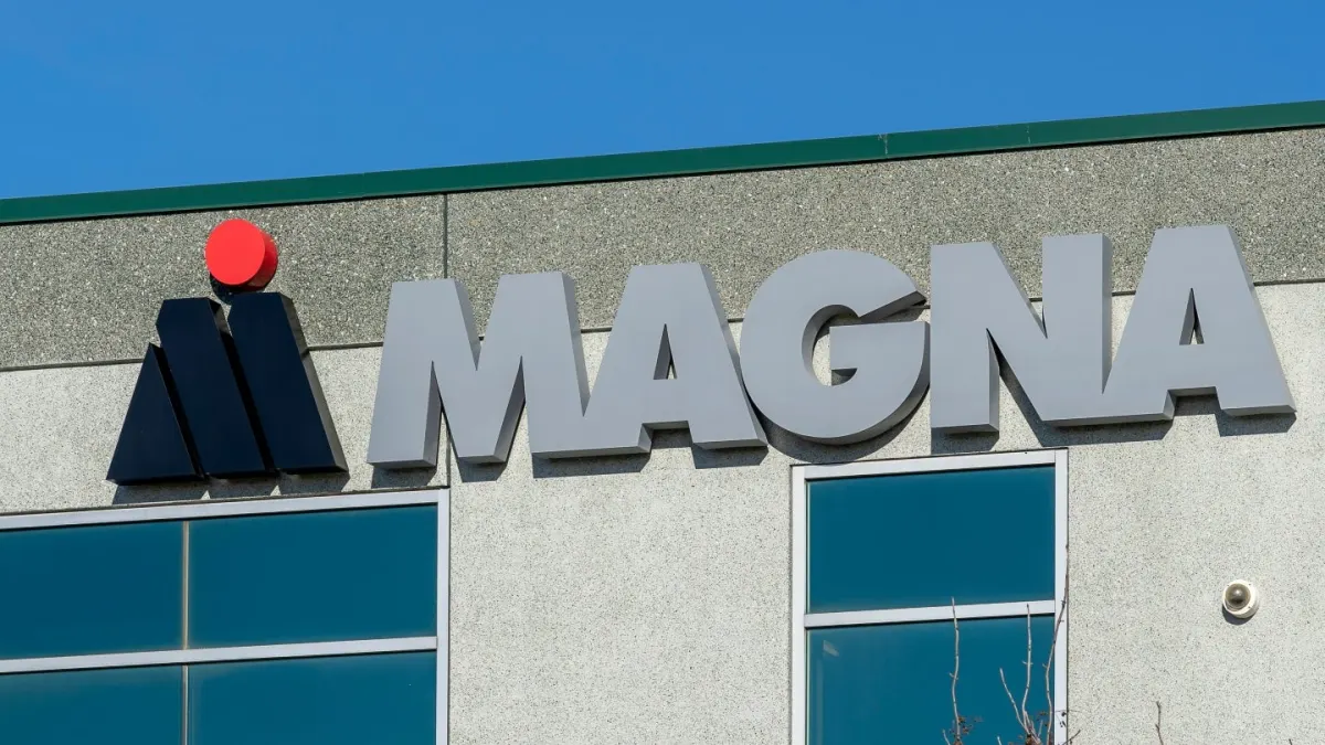 Amaneos hoàn tất mua lại mảng chiếu sáng của Magna