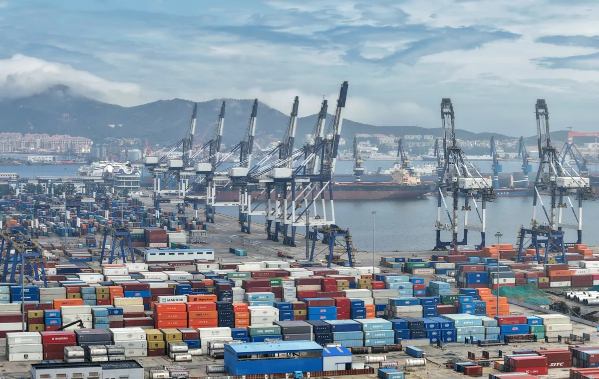 Tăng trưởng Q2 Trung Quốc chậm nhất 2022, kêu gọi kích thích