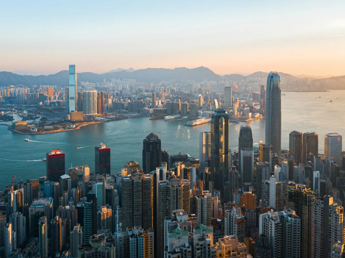 Standard Chartered ra mắt stablecoin đô la Hồng Kông