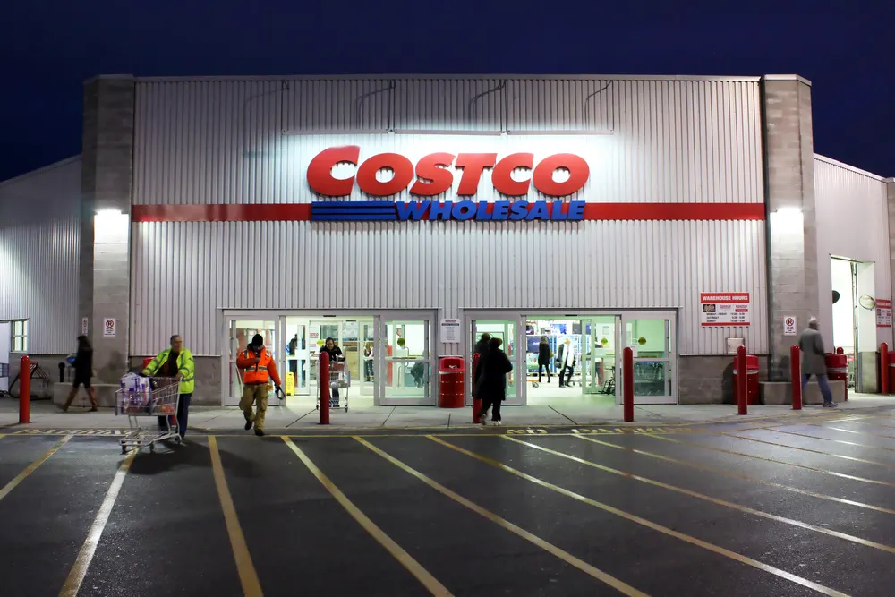 Có nên mua cổ phiếu Costco Wholesale (COST) lúc này?