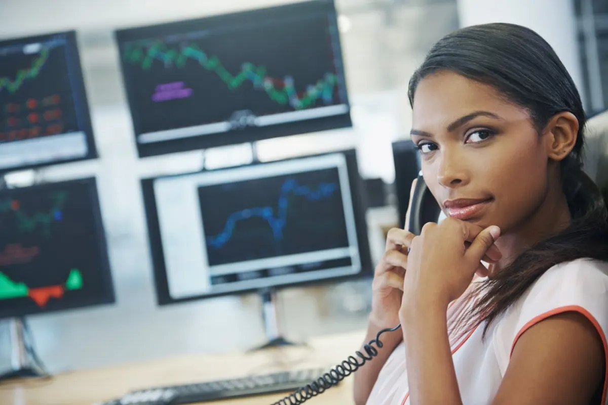 Nên chọn ETF cổ tức cao hay ETF cổ tức tăng trưởng?