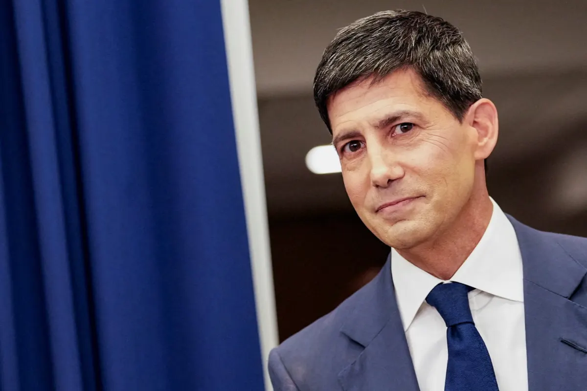 Chủ tịch Fed Kevin Warsh làm khó các gã khổng lồ công nghệ AI