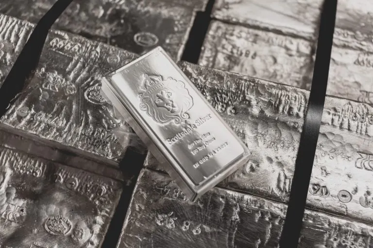 Endeavour Silver (EXK) - Cổ phiếu bị định giá thấp nên mua?