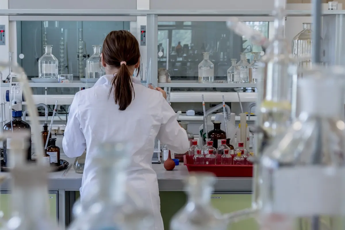 AbbVie duy trì tăng trưởng, nhưng câu hỏi lớn về tương lai