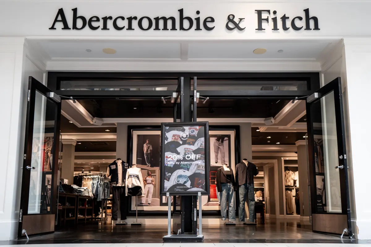Abercrombie & Fitch có trở lại? Cơ hội cho nhà đầu tư Việt Nam