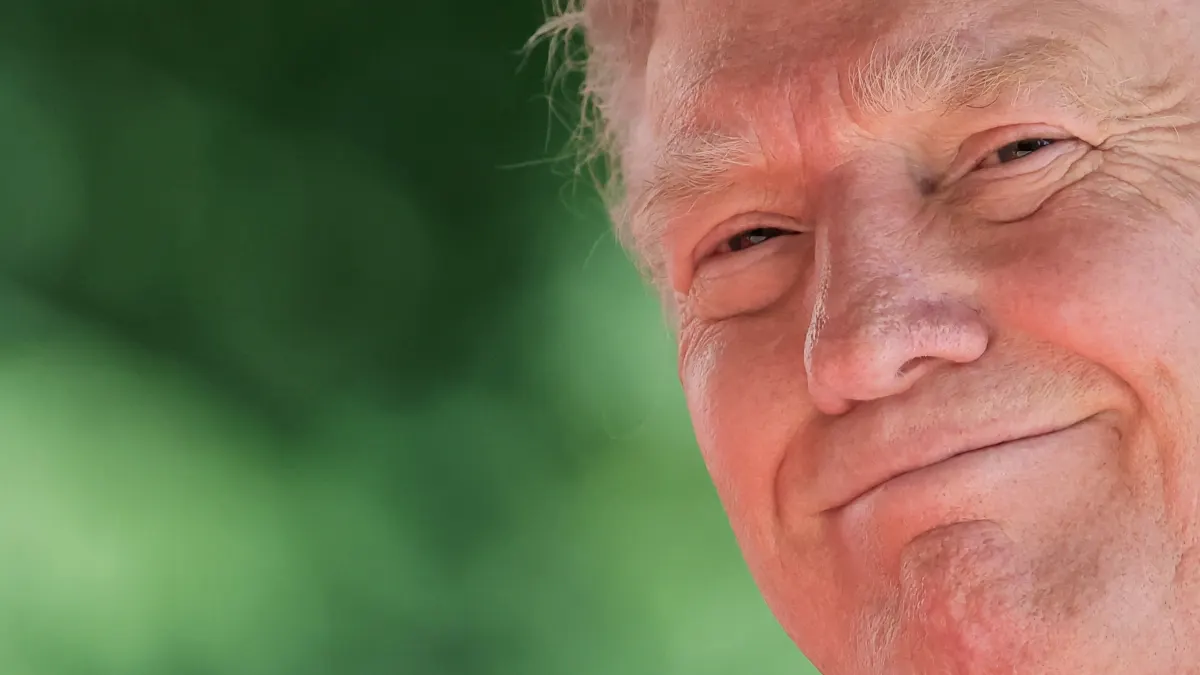 Donald Trump ủng hộ Micron: Cổ phiếu MU tăng vọt 209%