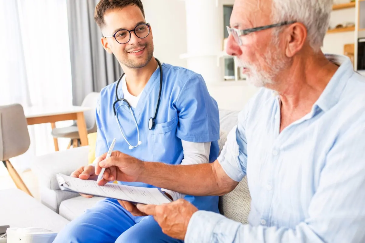 Lầm Than Medicare Khiến Người Vô Sinh Tiết Kiệm Hàng Ngàn