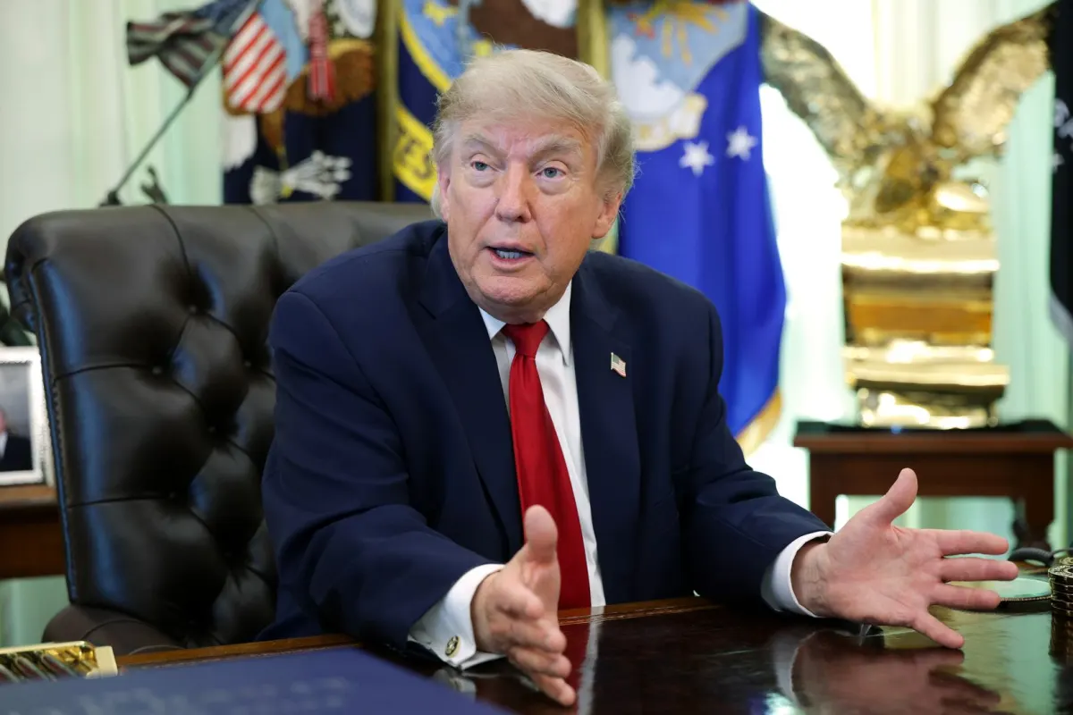 Trump kiếm hơn 1 tỷ USD từ crypto trước khi thoái trào