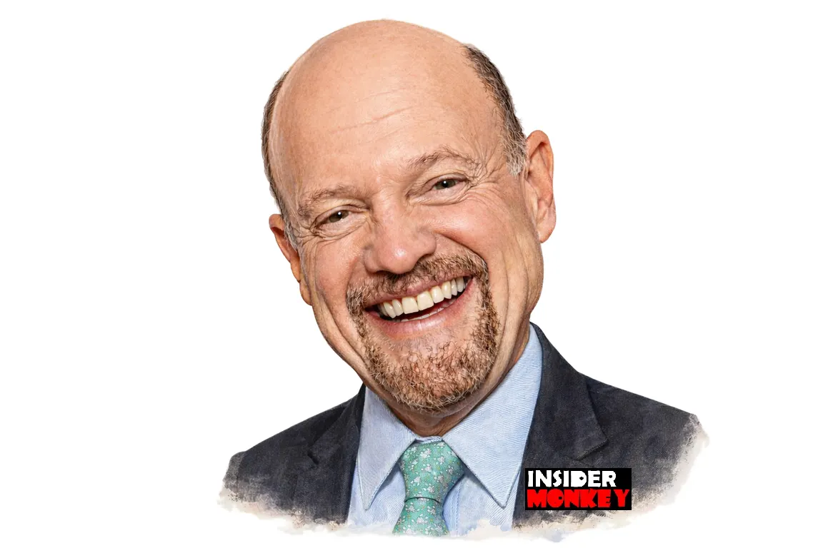 Jim Cramer tự hào về bước tiến AI của Apple (AAPL)