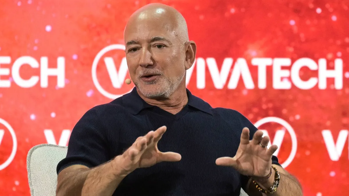 Jeff Bezos bán 15 cổ phiếu Amazon, trị giá 4,07 tỷ USD