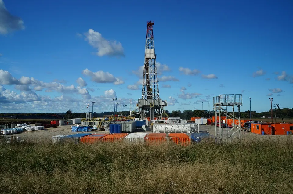 Occidental Petroleum (OXY): Cổ phiếu dầu khí hút quỹ đầu tư