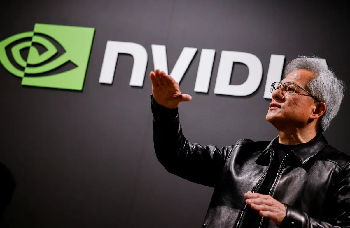 Nvidia tăng hơn 10% cuối tuần khi lo ngại chip AI giảm