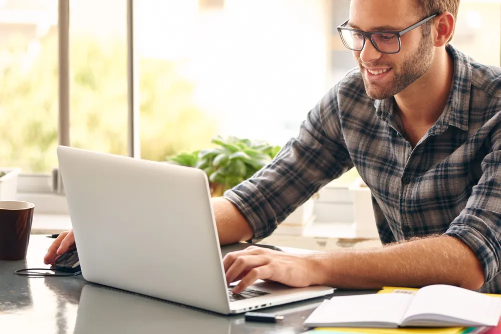 Có nên mua cổ phiếu Accenture (ACN) ngay lúc này?