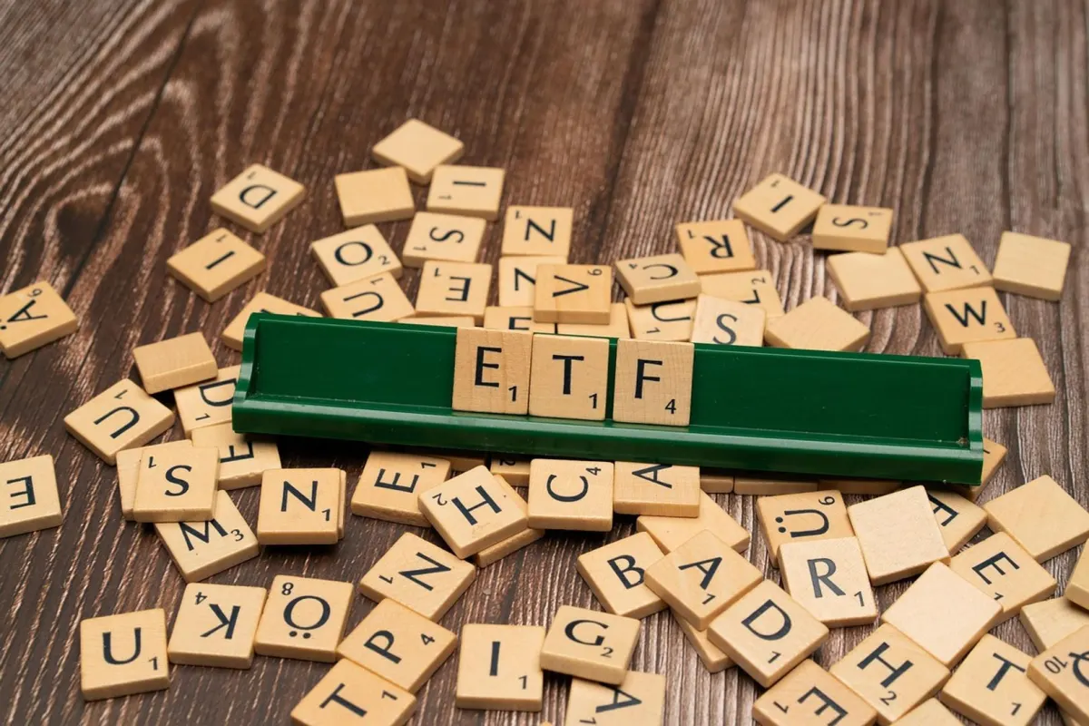 ETF Bitcoin và Ether bị rút 111 triệu USD vì Fed