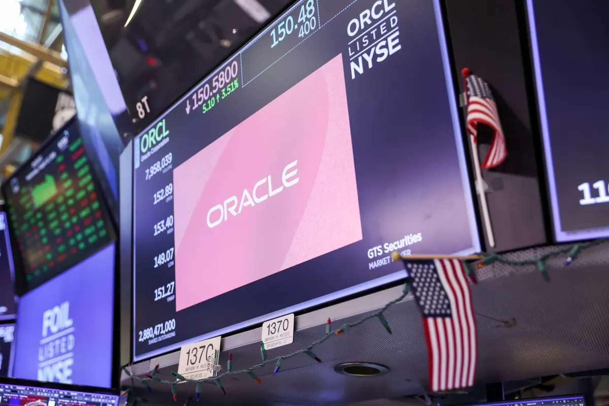 Oracle tăng vọt 7% nhờ AI, doanh thu đám mây tăng trưởng 30%