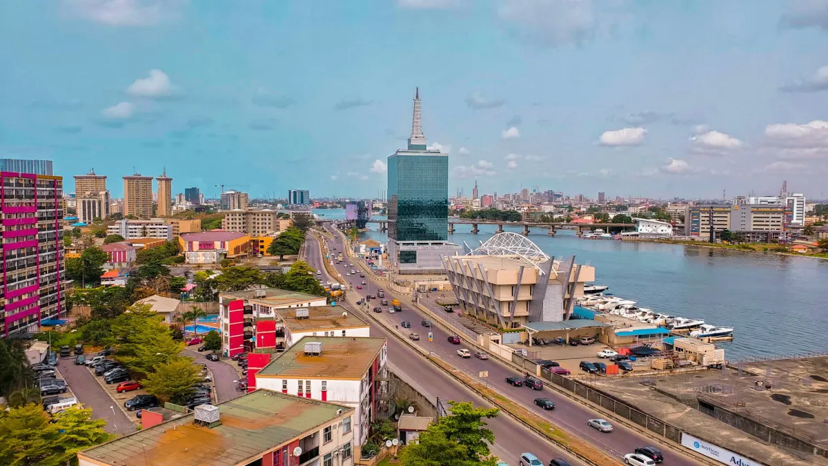 Nigeria gia nhập IEA, sản lượng dầu cao nhất 6 năm tại châu Phi