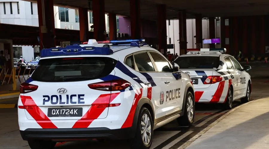 Singapore cấm quảng cáo tài chính không phép trên MXH