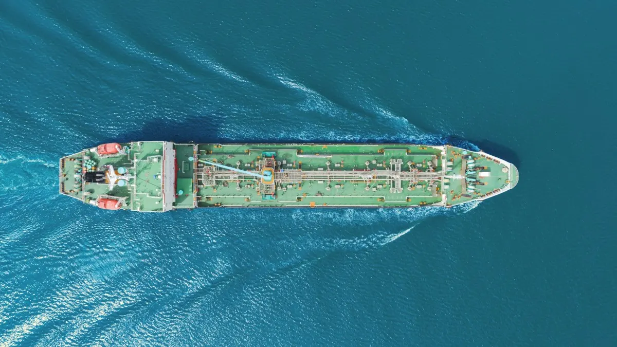 Căng thẳng Eo biển Hormuz: Vận tải dầu chạm đáy 2 tháng