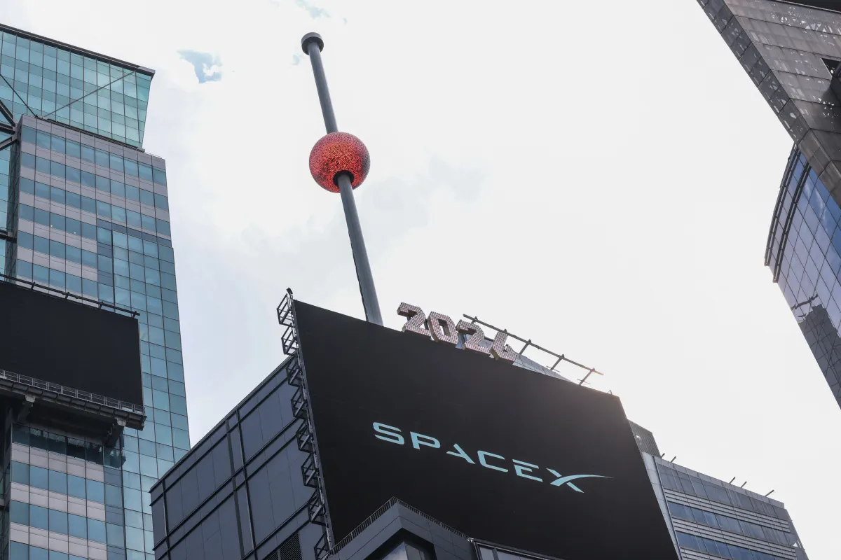 SpaceX hút hết vốn của cổ phiếu vũ trụ mới