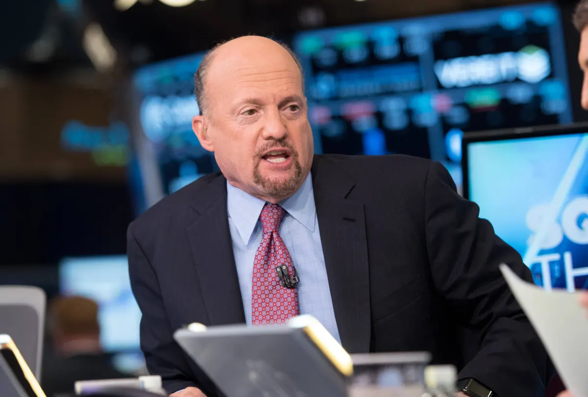 Jim Cramer chọn Intel làm cổ phiếu ưa thích nhất