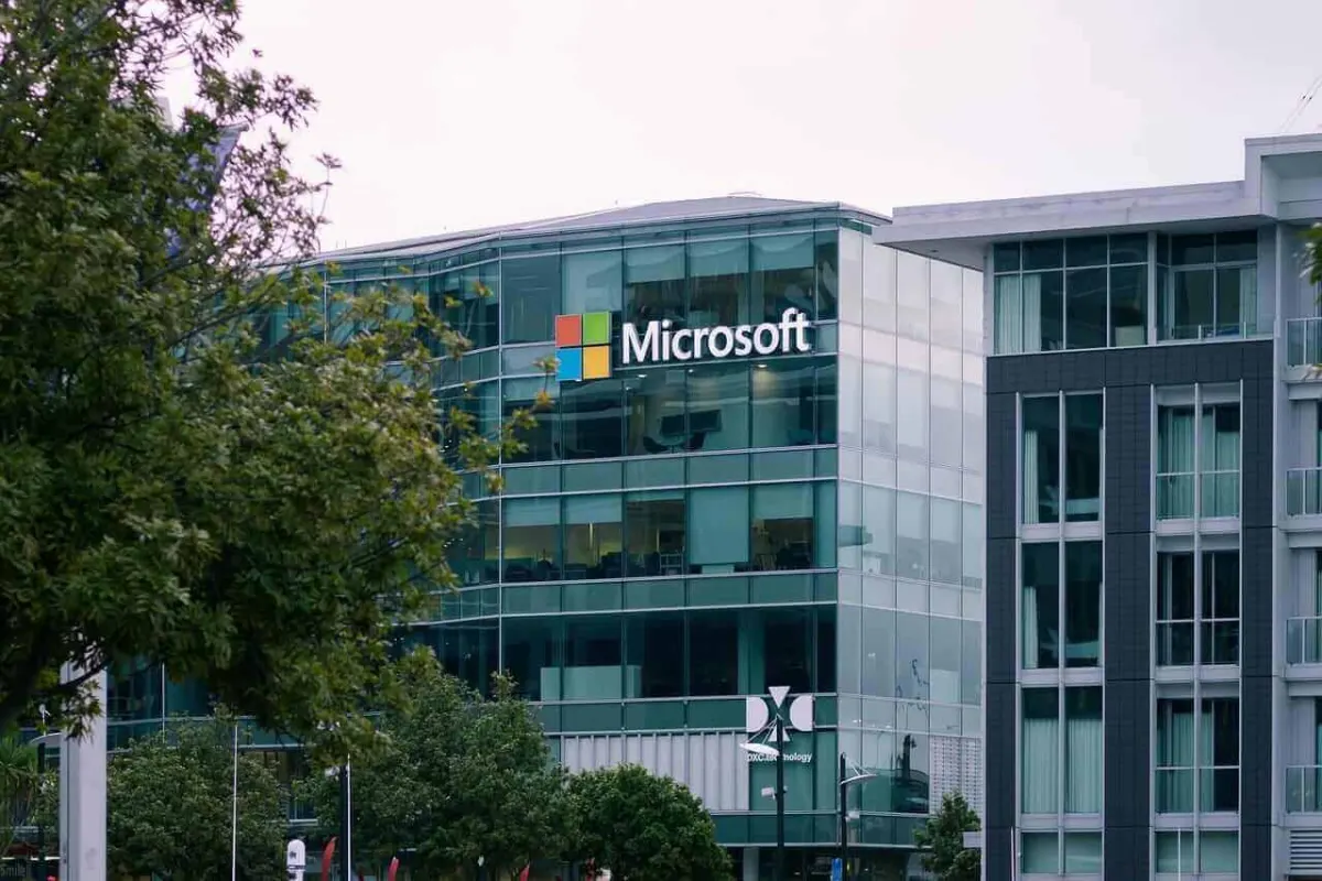 Cổ phiếu Microsoft (MSFT) định giá sai, sắp bùng nổ