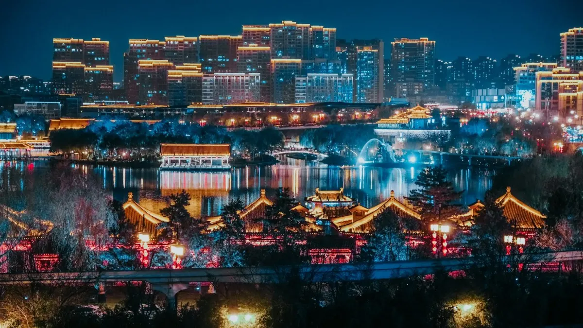 Trung Quốc: Từ Cường Quốc Sản Xuất Đến 'Quốc Gia Điện Tử' Đầu Tiên