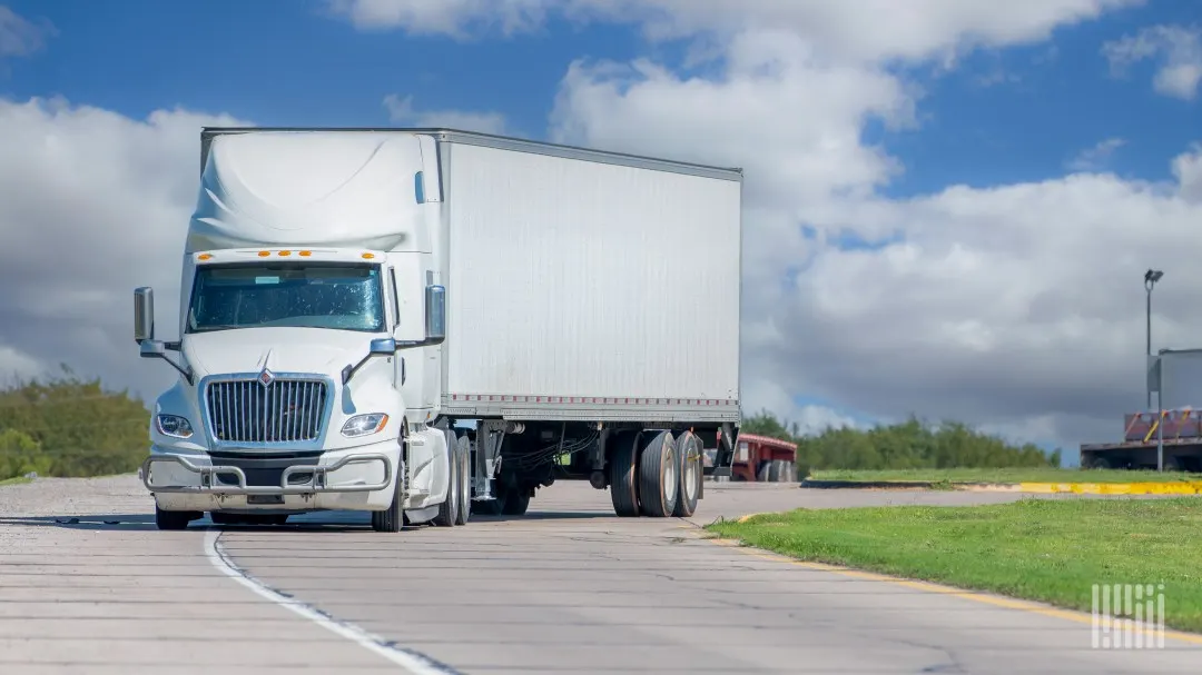 Giá linehaul tải trọng tăng mạnh trong tháng 7, Cass báo