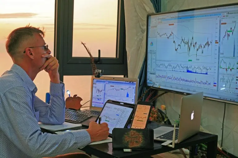 Phân tích: Tom Lee đặt câu hỏi về lời khuyên 'ngược lại' cho Robinhood (HOOD)