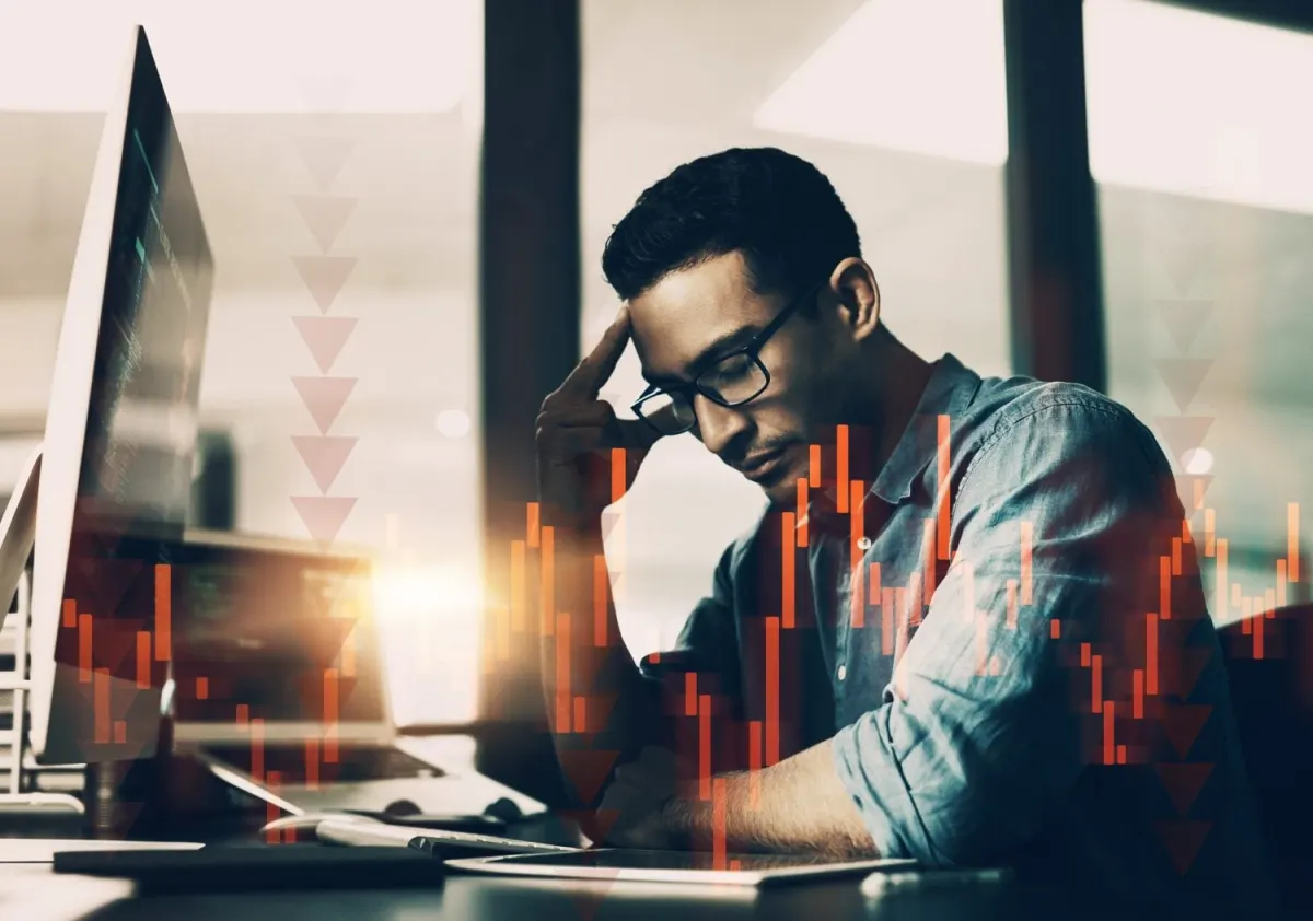 UiPath và Pegasystems giảm 7% bất chấp nâng giá mục tiêu