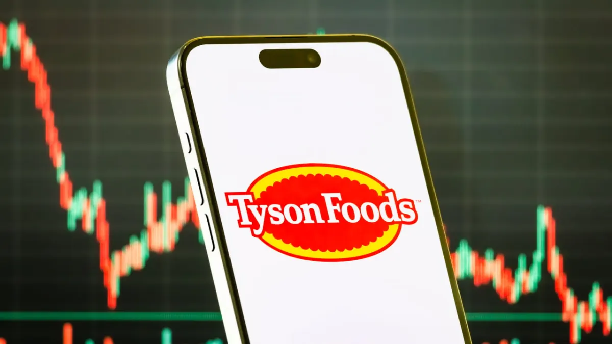 Tyson Foods hạ dự báo lợi nhuận vì lỗ mảng thịt bò