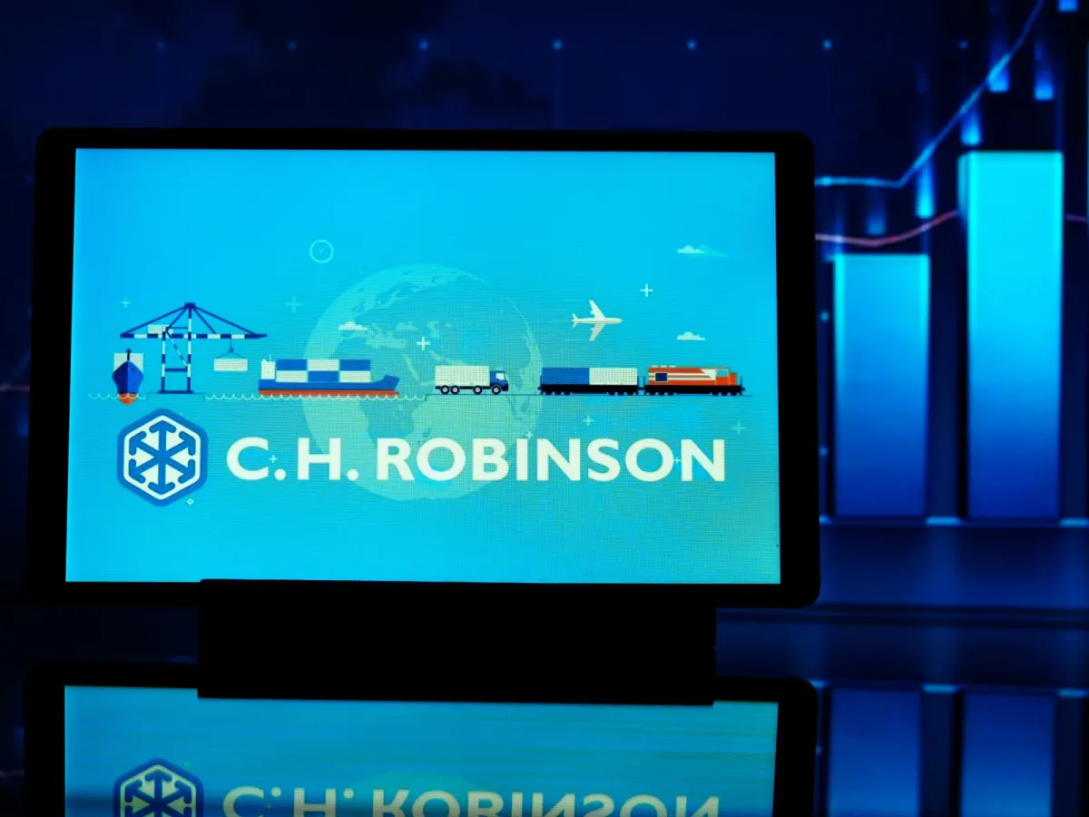 C.H. Robinson (CHRW): Bullish Hay Bearish Trên Wall Street