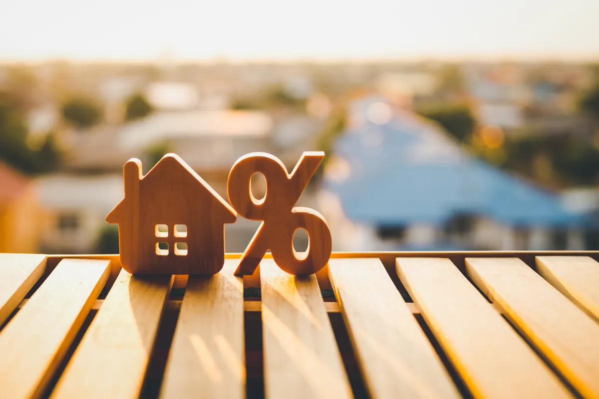 APR vs Lãi suất: Điều cần biết khi mua vay thế chấp