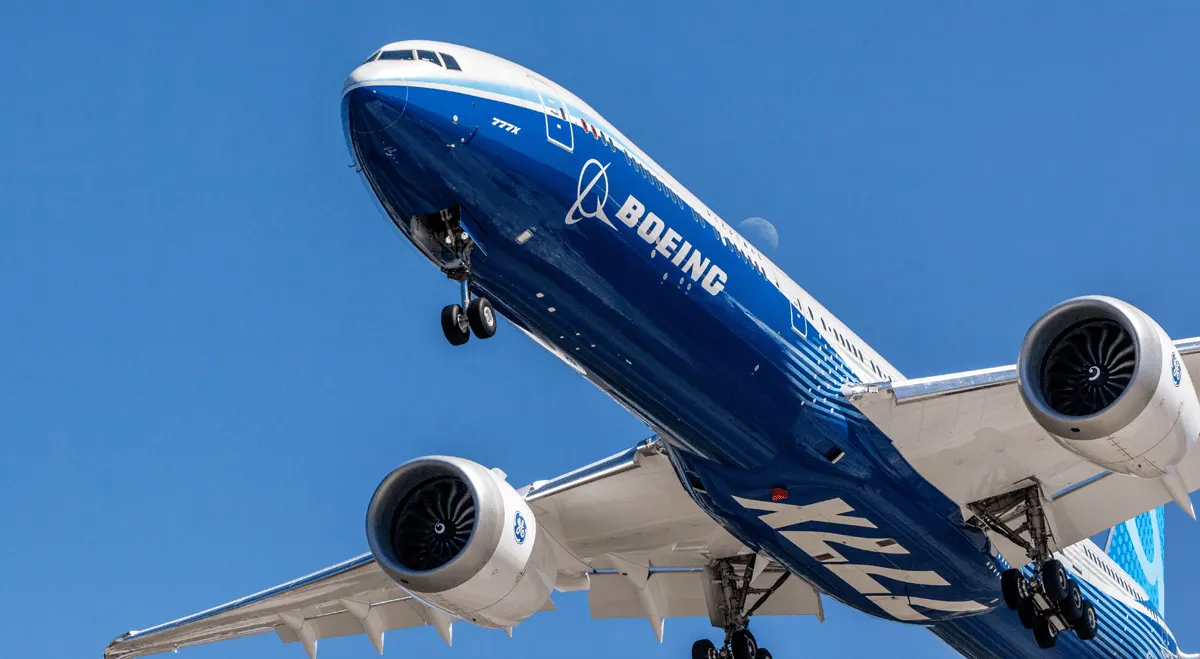 Boeing báo cáo lỗ quý II vượt dự đoán dù doanh thu vượt kế hoạch