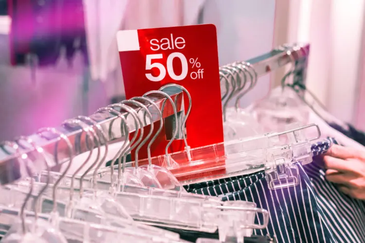 Có nên mua cổ phiếu TJX Companies (TJX) lúc này?