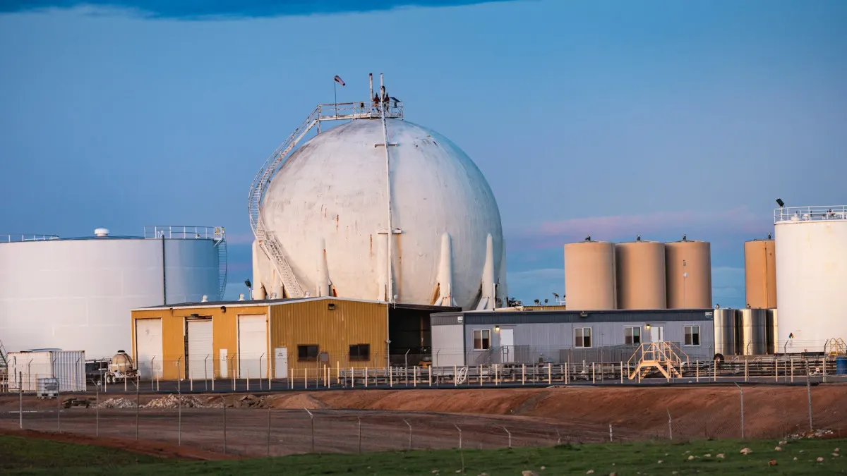 Mozambique đề xuất dự án khí đốt 250 triệu USD với Sasol, ROMPCO