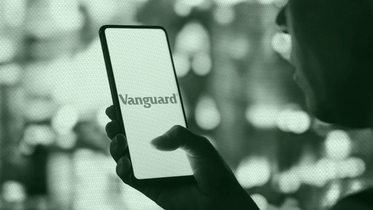 Vanguard mua Altruist: Cơ hội mới cho nhà tư vấn tài chính Việt