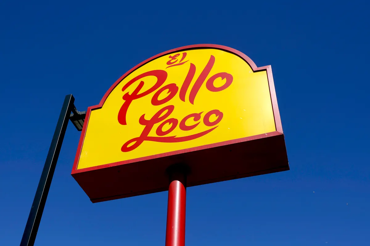 El Pollo Loco vượt kế hoạch tái cơ cấu 3 năm trước hạn
