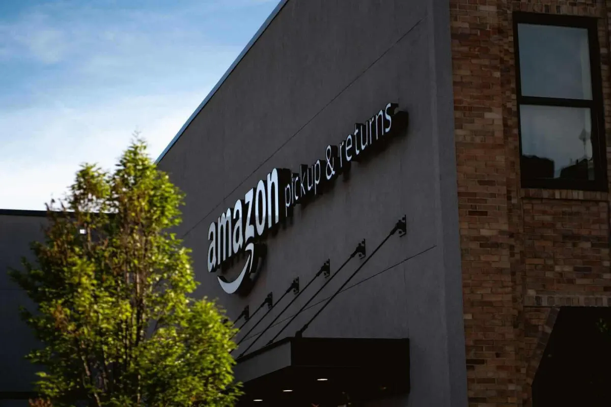 Cổ phiếu Amazon gặp rào cản lớn trước báo cáo lợi nhuận