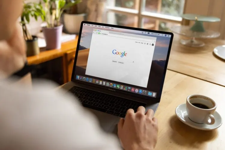Alphabet (GOOGL) có còn là cổ phiếu AI hàng đầu?