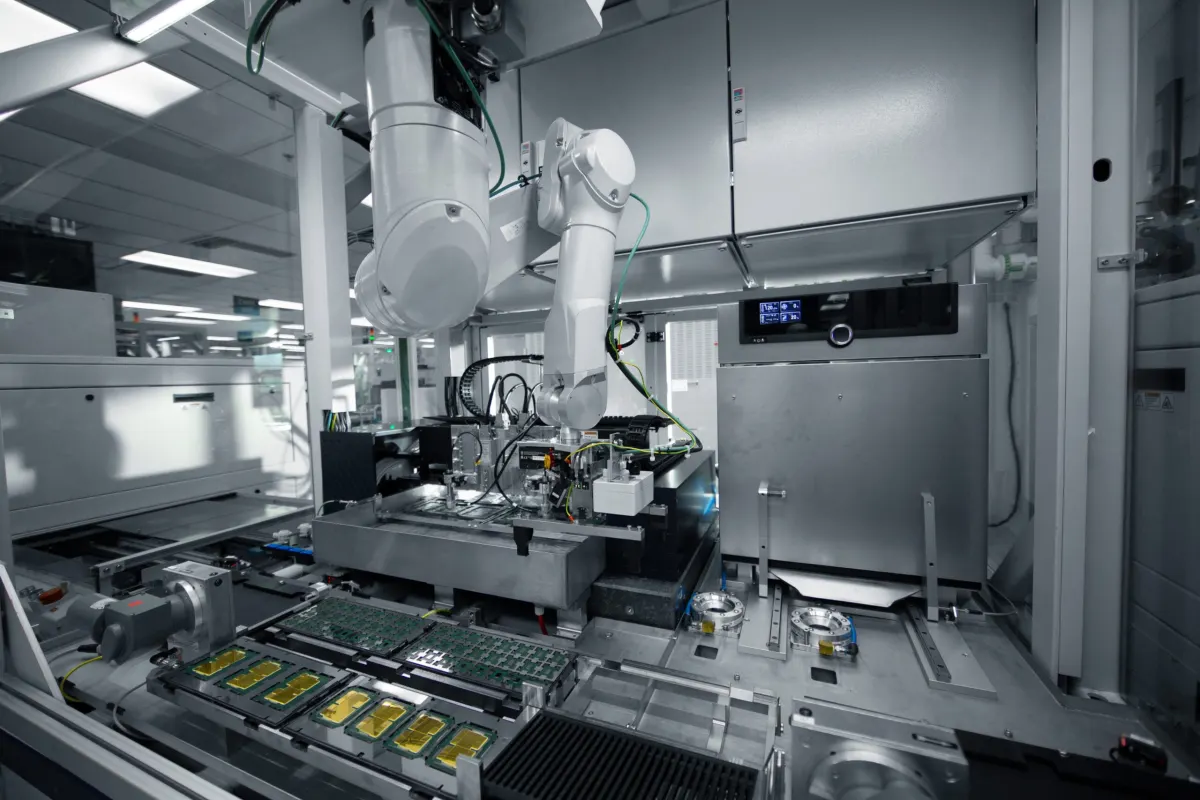Cổ phiếu ASML: Độc quyền công nghệ in chip, nắm giữ suốt đời